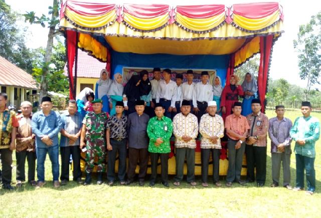 Meski Terkendala Anggaran, Perpisahan Ponpes Kenegerian Kopah Tetap Khidmat